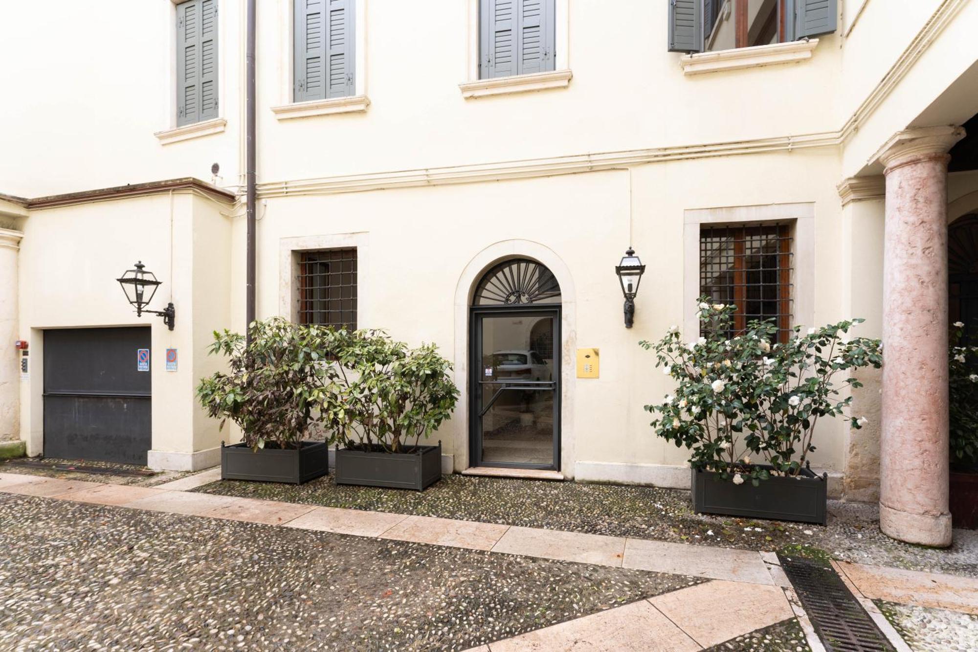 شقة Palazzo Venier فيرونا المظهر الخارجي الصورة