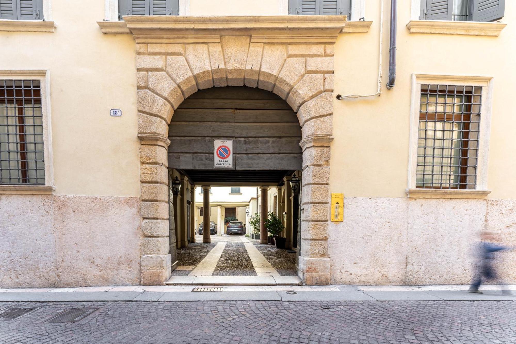 شقة Palazzo Venier فيرونا المظهر الخارجي الصورة